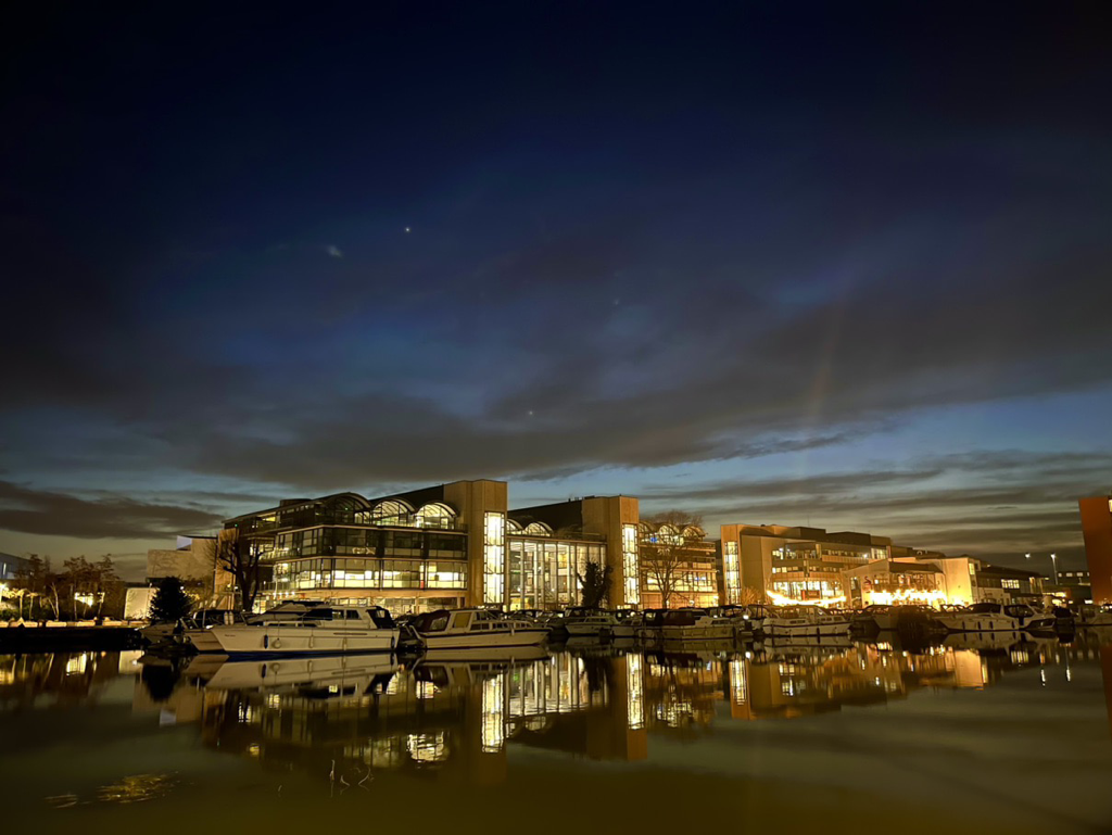 Picture of Brayford bay, Lincoln, at night 